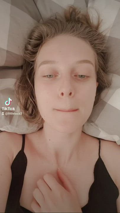 Perfect naked TikTok ass