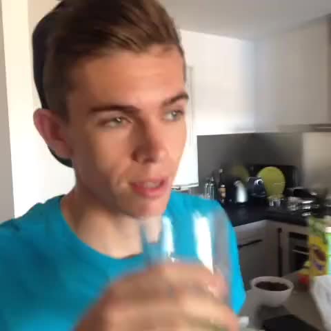 Willy with his willy (Henry Taylor, 2013-07-01, hajbrmHH63u)