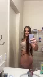 May my stomach get flatter and my booty get fatter, amen (f28)