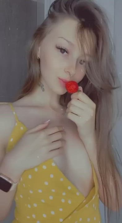 Julie Jess Pornstar Russian Teen gif