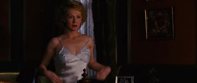Carice Van Houten - Black Book (2006)