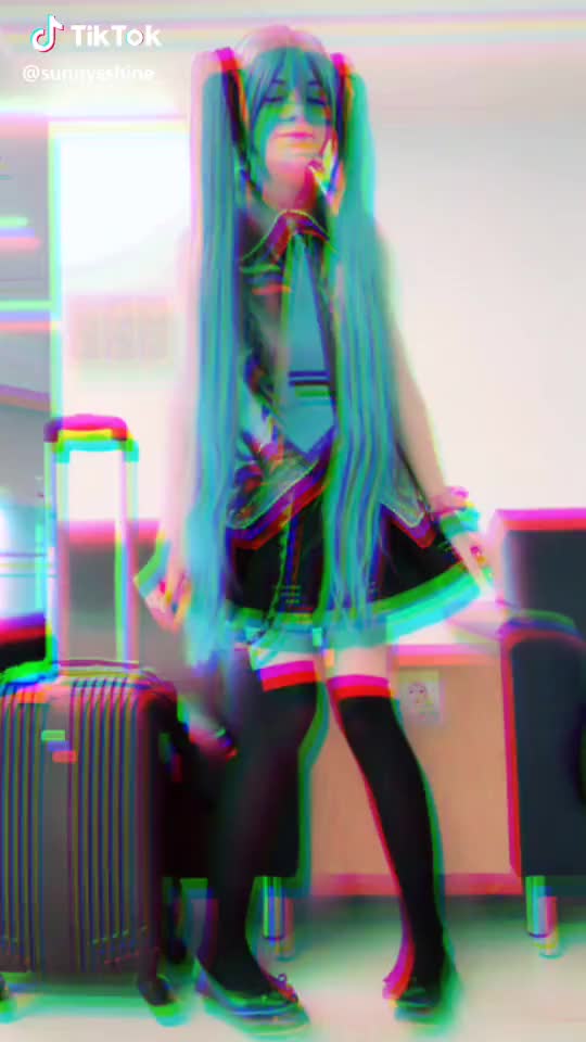 ? #mikuhatsune #miku #vocaloid #cosplay #anime #manga #kawaii #cute #cosplayer #girl