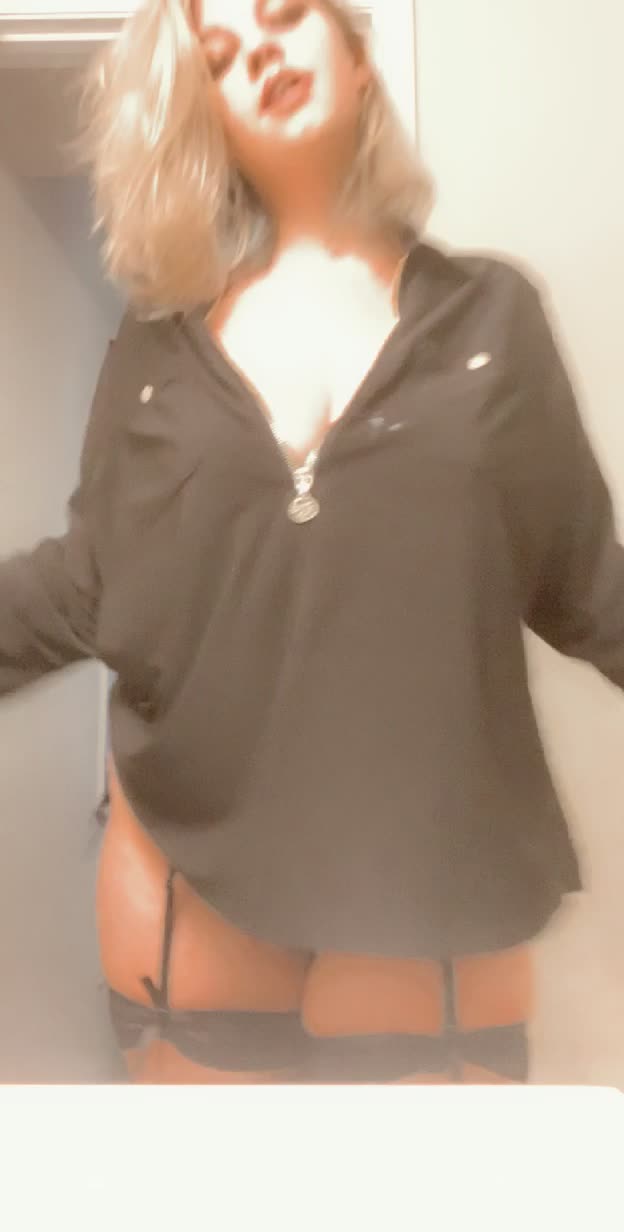 Hope you enjoy my little lingerie tease ?