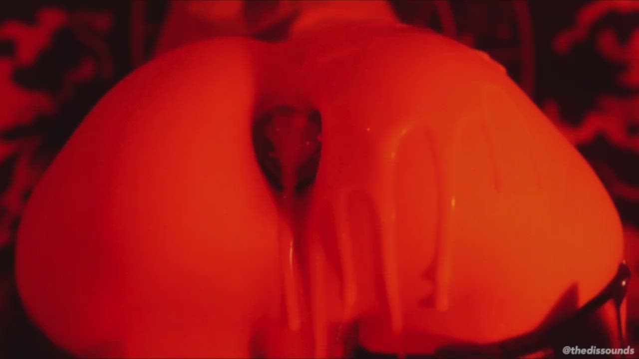 do u guys like my cute round ass?~