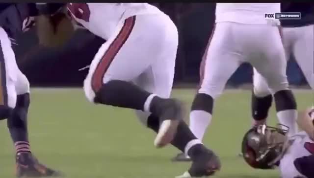 Field Yates - Khalil Mack just tossing 340-pound Tristan Wirfs ?