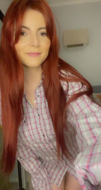 How do you like a redhead MILF like me?