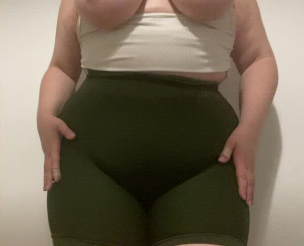 Having fun with my tits all on my own ?