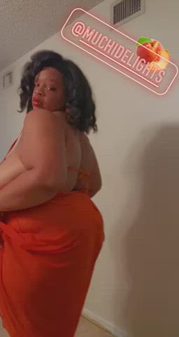 Look how soft and cozy I am it’s phat girl season 🤤😈🥰🤪