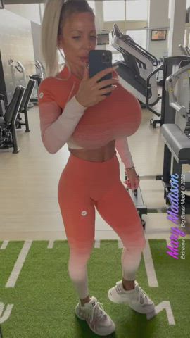 Showing of her amazing body