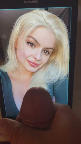 Thick ropes of cum for Ariel Winter