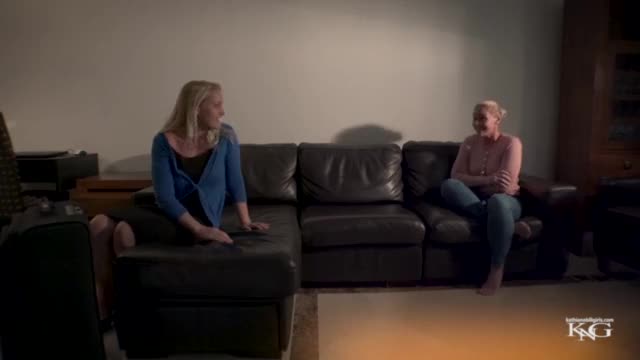 when aunt visits us we have to share the bed just like we did while i was young-thefamilysextube