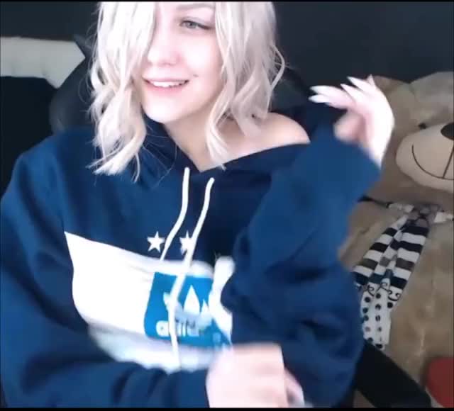 Cutie Takes Off The Hoodie