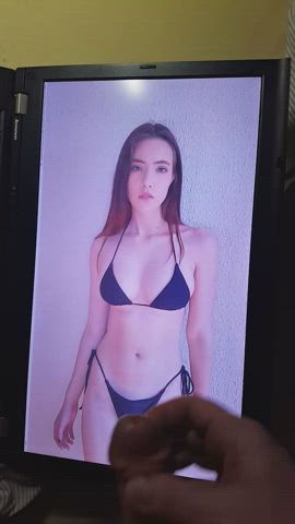 Brunette Cumshot Tribute gif