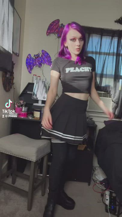 There’s something about thigh-high socks that just scream “fuck me”