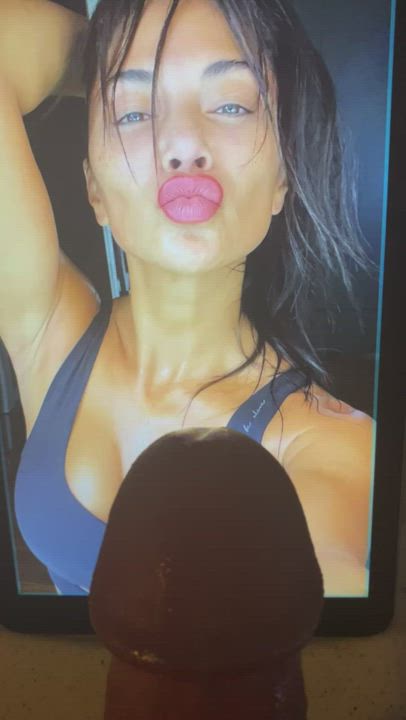 Nicole Scherzinger got a big load out of me