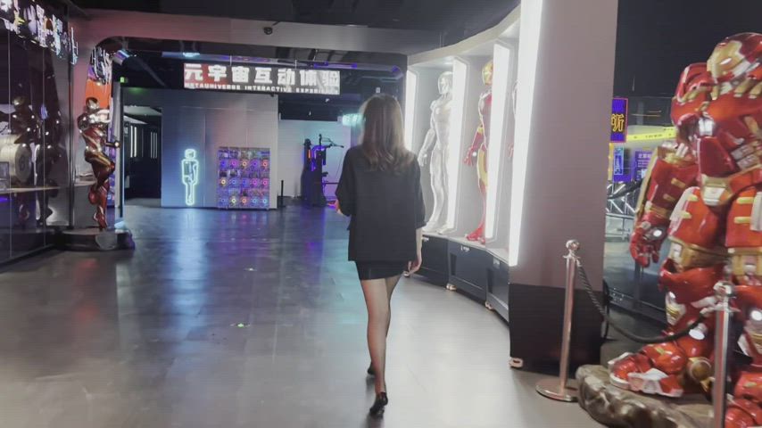 Azhua at Marvel HQ