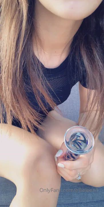 Ellie Leen is so damn hot 🤤 free aIbum belIow