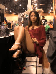 Freak Event Flashing girl
