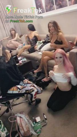 amateur ass big tits blowjob bouncing tits cumshot gangbang onlyfans r/onlypornnsfw
