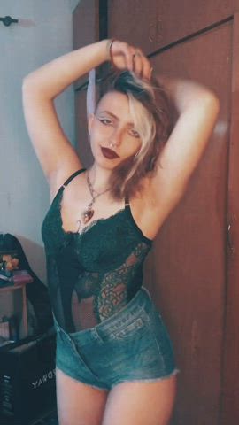 Do I look good dancing?