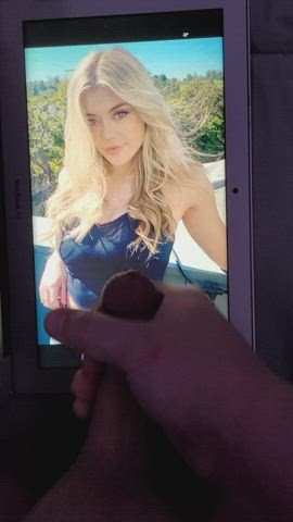 BrookeAB! Message for the pics!