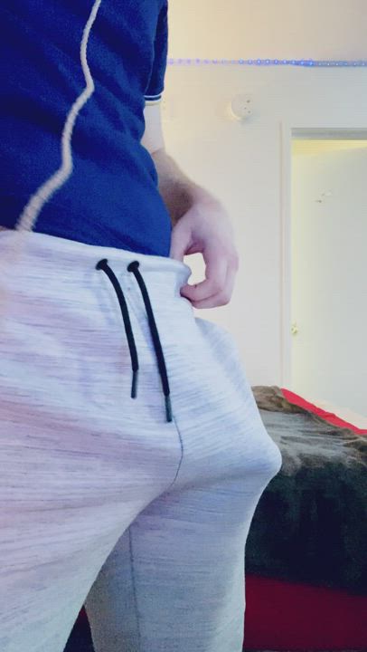 Onlyfans coming soon, just waiting on my ID to come in the mail. What would you want
