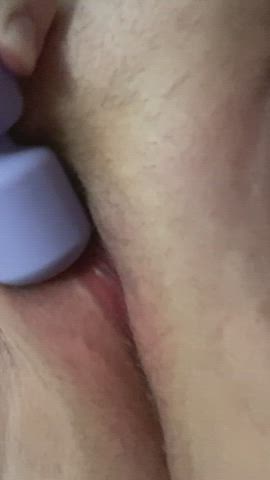 My little clit wants more 💋
