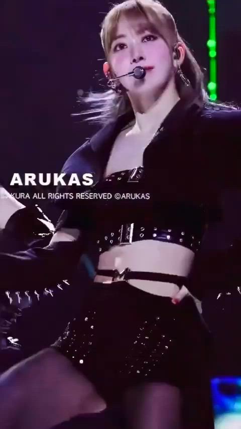 abs asian dancing fit chicks japanese muscles thighs kpop gif