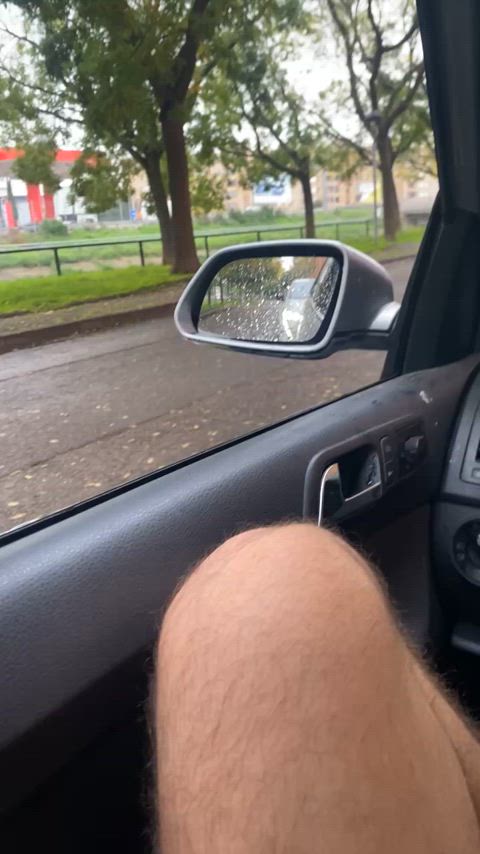 I hope they can’t see me