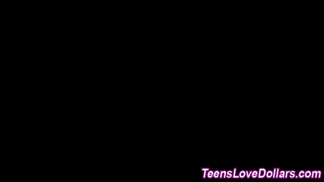 Teen amateur gets rammed