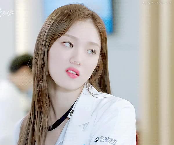 10. 이성경