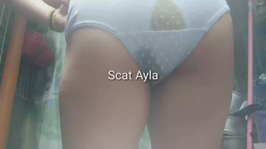 Ohhhh what an eye candy. Literally salivating on this copro coprophile scat scato