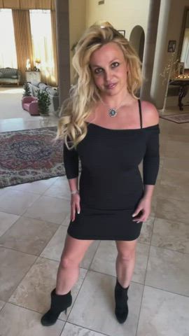 Britney Spears Cleavage Natural Tits gif