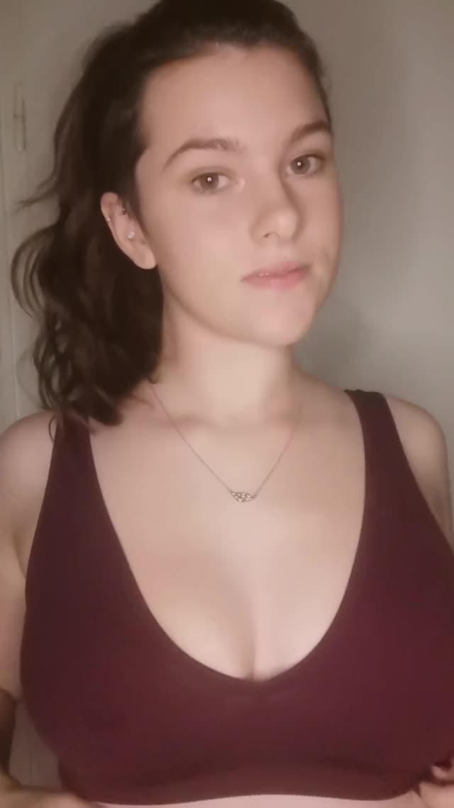 Titty drop u/rileysxxo