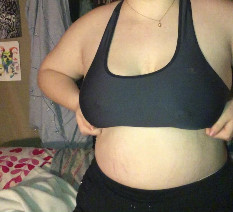 sports bras are so stuffy >:(