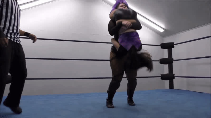 brunette new zealand wrestling gif