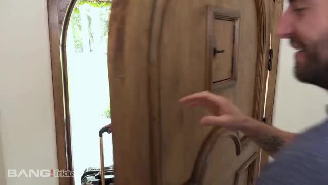 Brooklyn Gray - Bang Trickery - Brooklyn Gray Loves To Get Her Tight Pussy Railed
