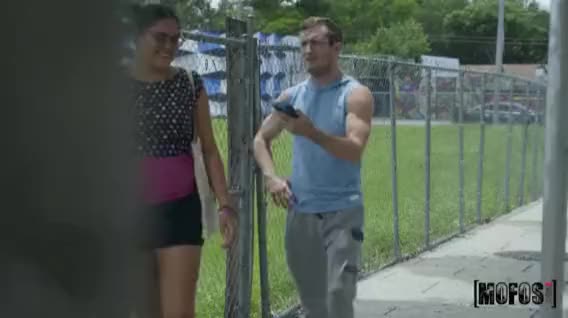 Trolling For Chicks - Public Pickups
