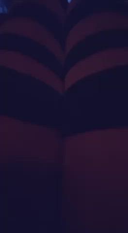 Any thigh lovers here? 😍 Link below for more of my sexy body and full video ⬇️