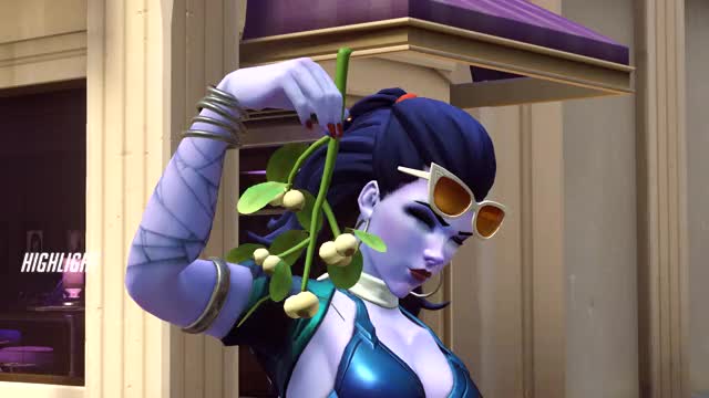 widow hollywood 17-12-04 19-43-36