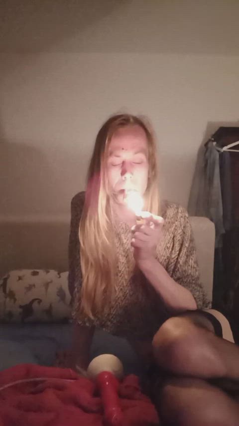 dildo fansly mtf onlyfans smoking trans trans woman smoking-fetish trans-sissy-porn