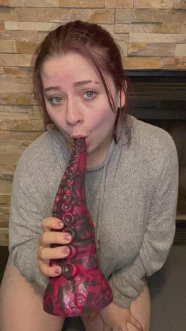 Needed to suck but couldn’t find a cock so I had to make do with my bad dragon