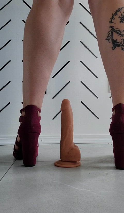 Practicing on my dildo... wishing it was you 🤤