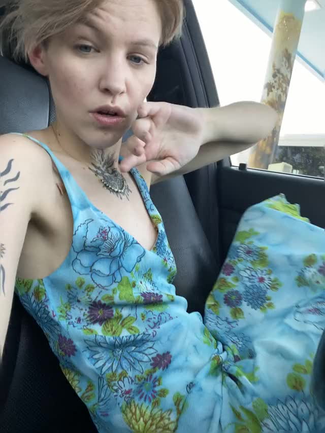 Sundress season bois [OC] [SFW]☀️