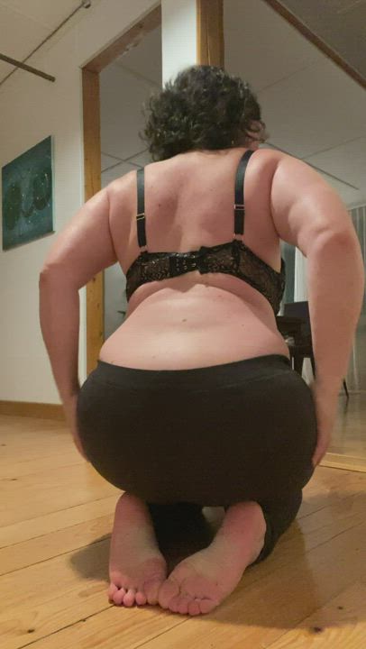 Would you fuck me raw or use a condom? [f]
