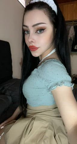 Felt like showing off my new panties for you 🖤