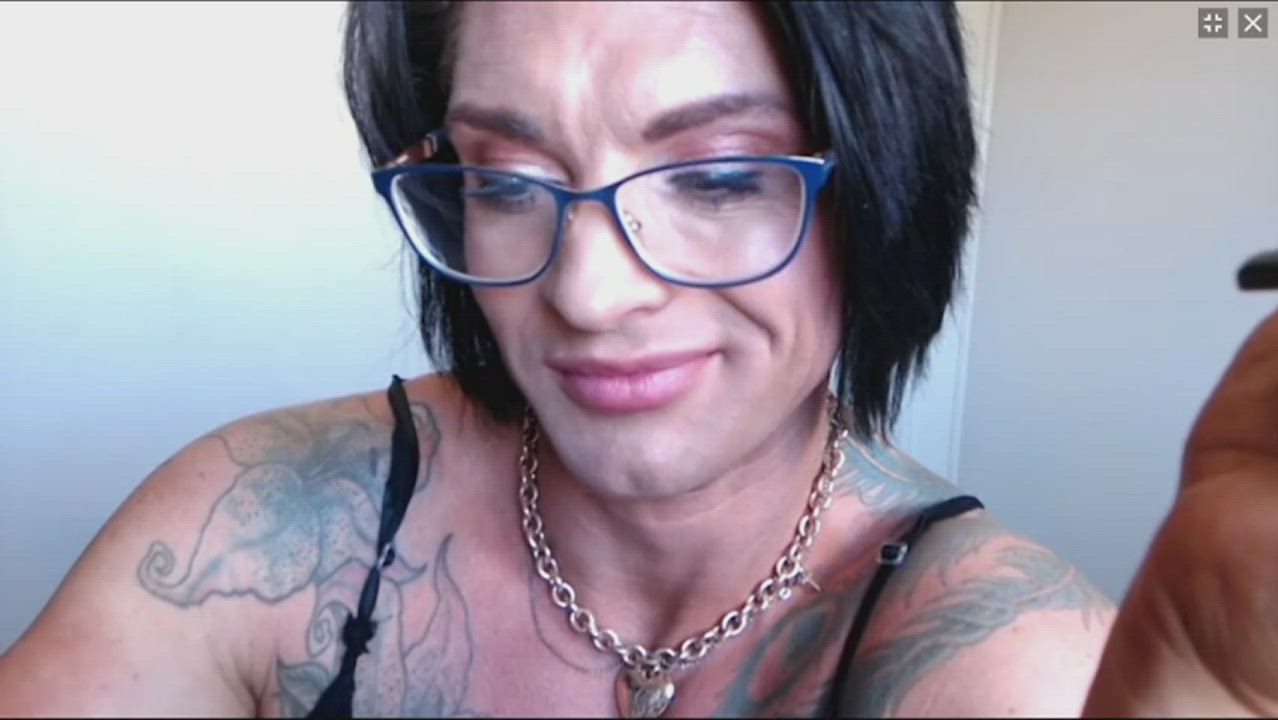 Bodybuilder Fetish Fitness Muscular Girl Muscular Milf Tattoo gif