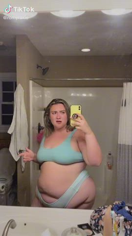 bbw non-nude tiktok gif