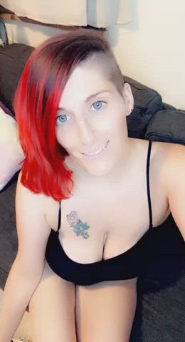 12 year cammodel and content creator! Verified! Available for Sessions ,Feet,Media,Worn