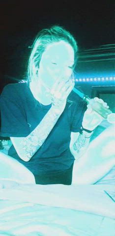 Tfw the fwb is late + you just wanna blow something